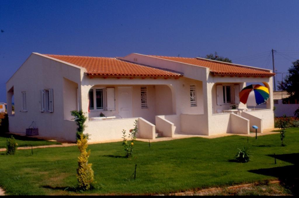 Helonata Apartments Arkoudi Oda fotoğraf