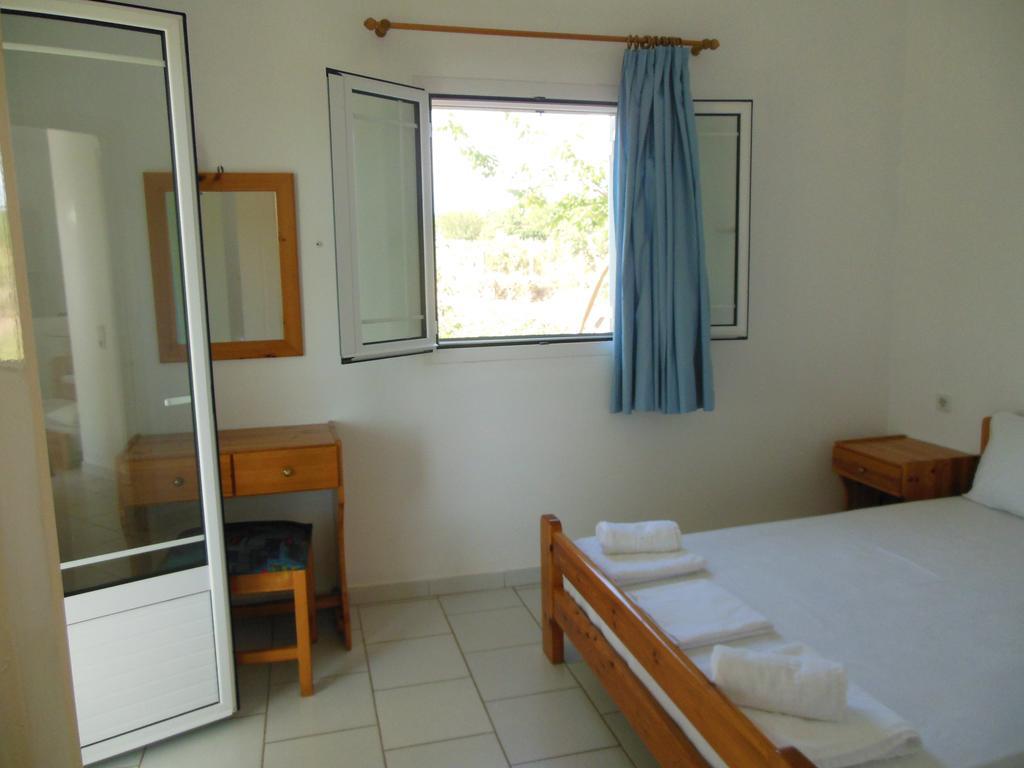 Helonata Apartments Arkoudi Dış mekan fotoğraf